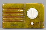 RCA 9TX Little Nipper Catalin Radio in Translucent Marbelized Green