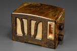 RCA ‘Tulip Grille’ RC-350 Catalin Radio Swirled Circassian Onyx