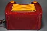 Sentinel 284 &rdquo;Wavy Grill&rdquo; Catalin Radio in Oxblood Red and Butterscotch