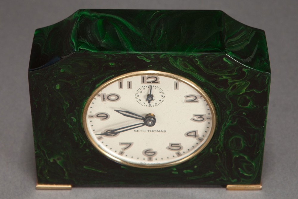 Art Deco Seth Thomas Catalin Bakelite Clock in Hunter Green | Clocks ...