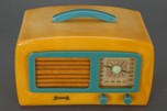 Catalin Sonora KM &rdquo;Coronet&rdquo; Yellow + Blue 1941 Art Deco Radio