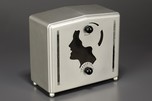Rare Stewart Warner &rsquo;Lady&rsquo;s Head&rsquo; Radio R108X in Silver + Black
