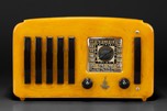 Emerson EP-375 ’5+1’ Catalin Radio in Translucent Yellow with Brown Trim