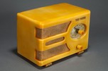 Tom Thumb &rdquo;Oval-Dial&rdquo; Catalin Radio Model 955 in Yellow - Rare Deco Design