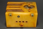 Tom Thumb &rdquo;Oval-Dial&rdquo; Catalin Radio Model 955 in Yellow - Rare Deco Design