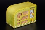 Tom Thumb ’Deco’ Catalin Radio in Nile Green