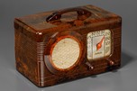 Tortoise Motorola 50XC ’Circle-Grill’ Catalin Radio